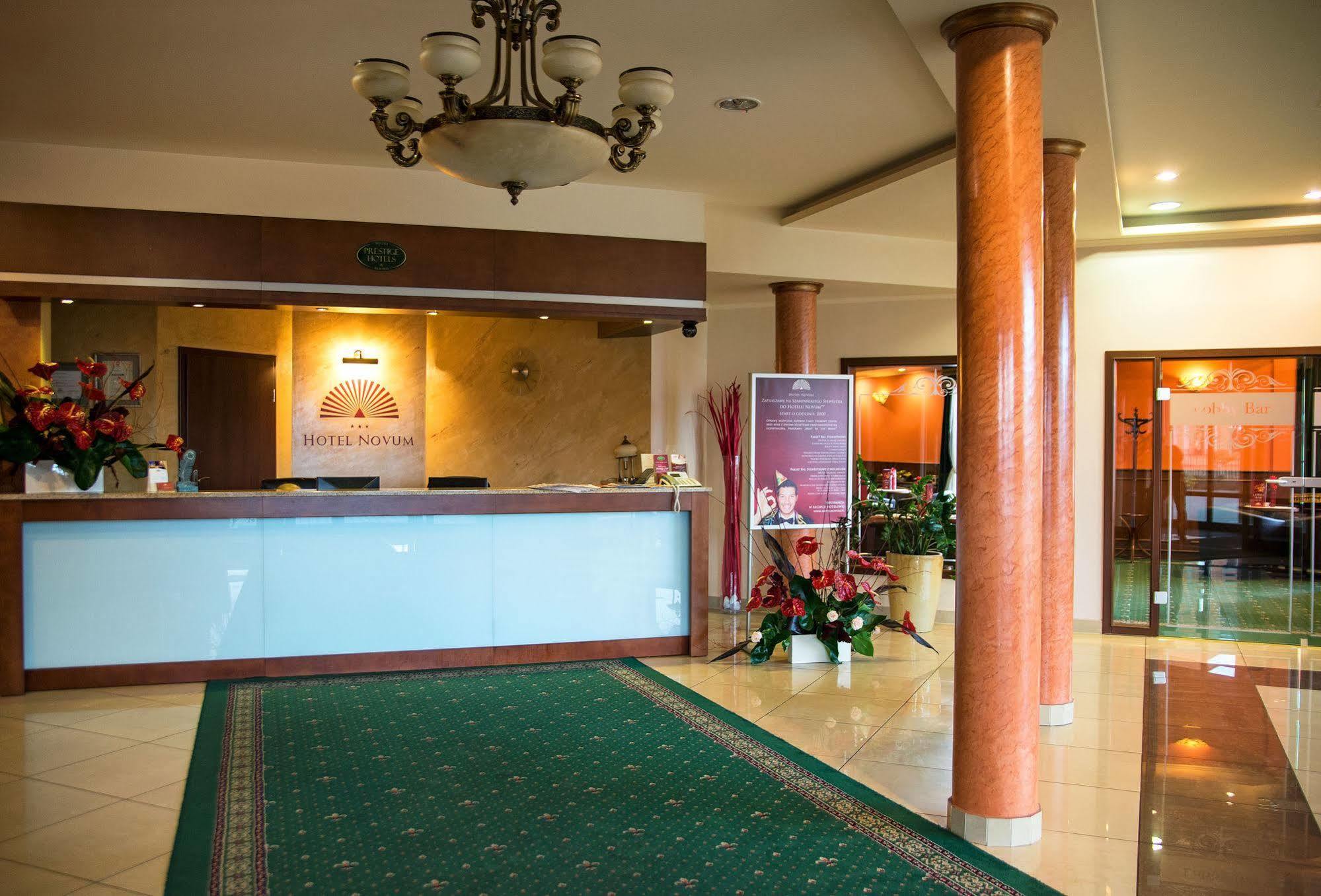 Hotel Novum & Spa Niepołomice Exterior foto