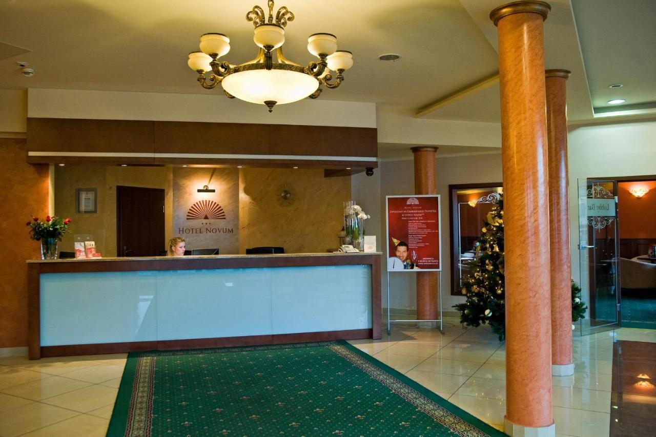 Hotel Novum & Spa Niepołomice Exterior foto