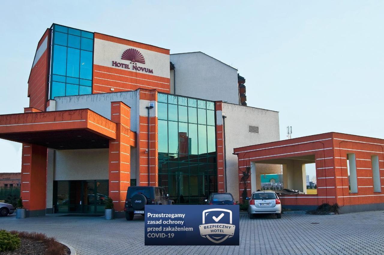 Hotel Novum & Spa Niepołomice Exterior foto